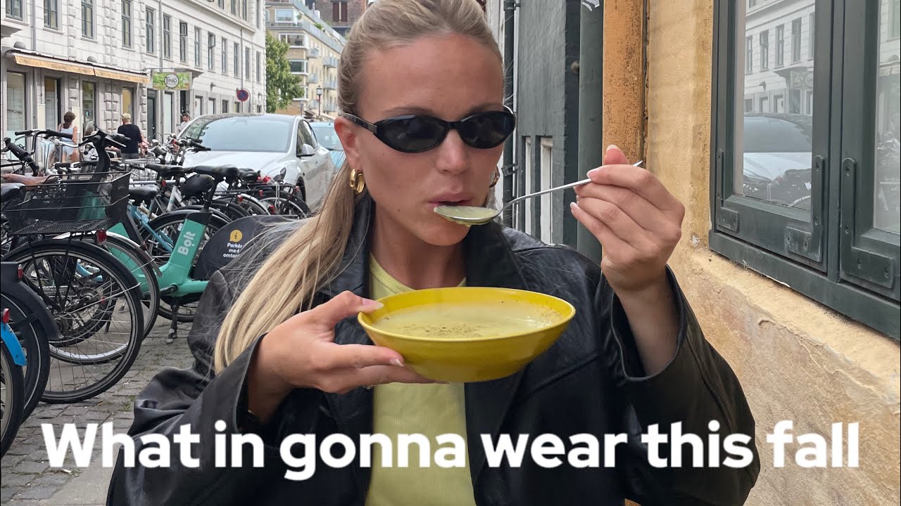 YouTube post by @katarinakrebs1 for Adanola. Caption reads: [...] https://c.klarna.com/al/E9Gd/
White adanola....