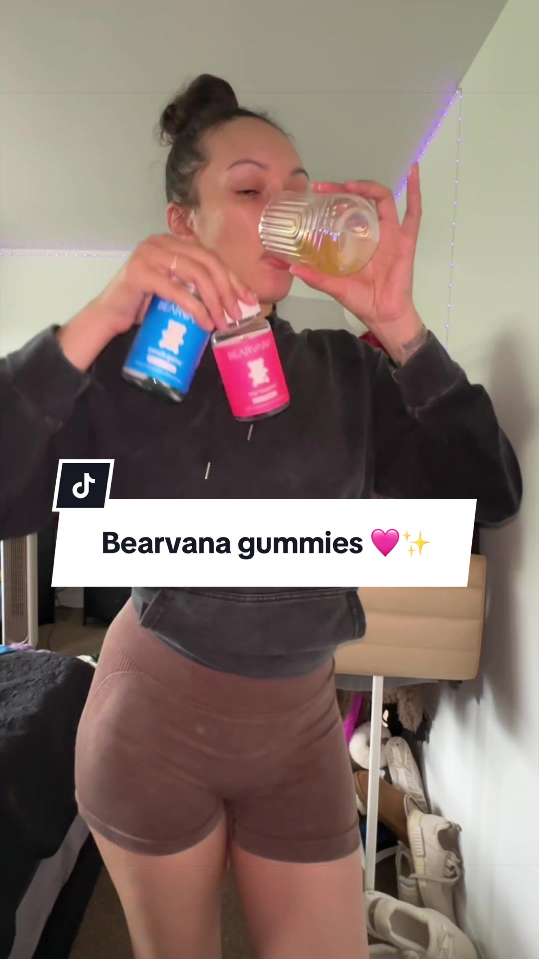TikTok post by @livloooks for Bearvana. Caption reads: [...] the orange cart to see what im using....