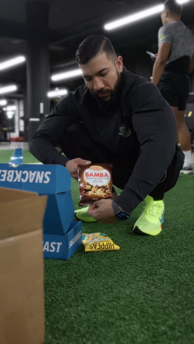 Instagram post by @ricardomurillofitness for Hippeas. Caption reads: [...] is in the box @bambapeanutbutterpuffs....