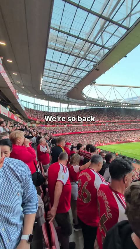 Instagram post by @felicityhayward for Guinness. Caption reads: [...] so back baby @arsenal ⚽❤️✨ thank you....