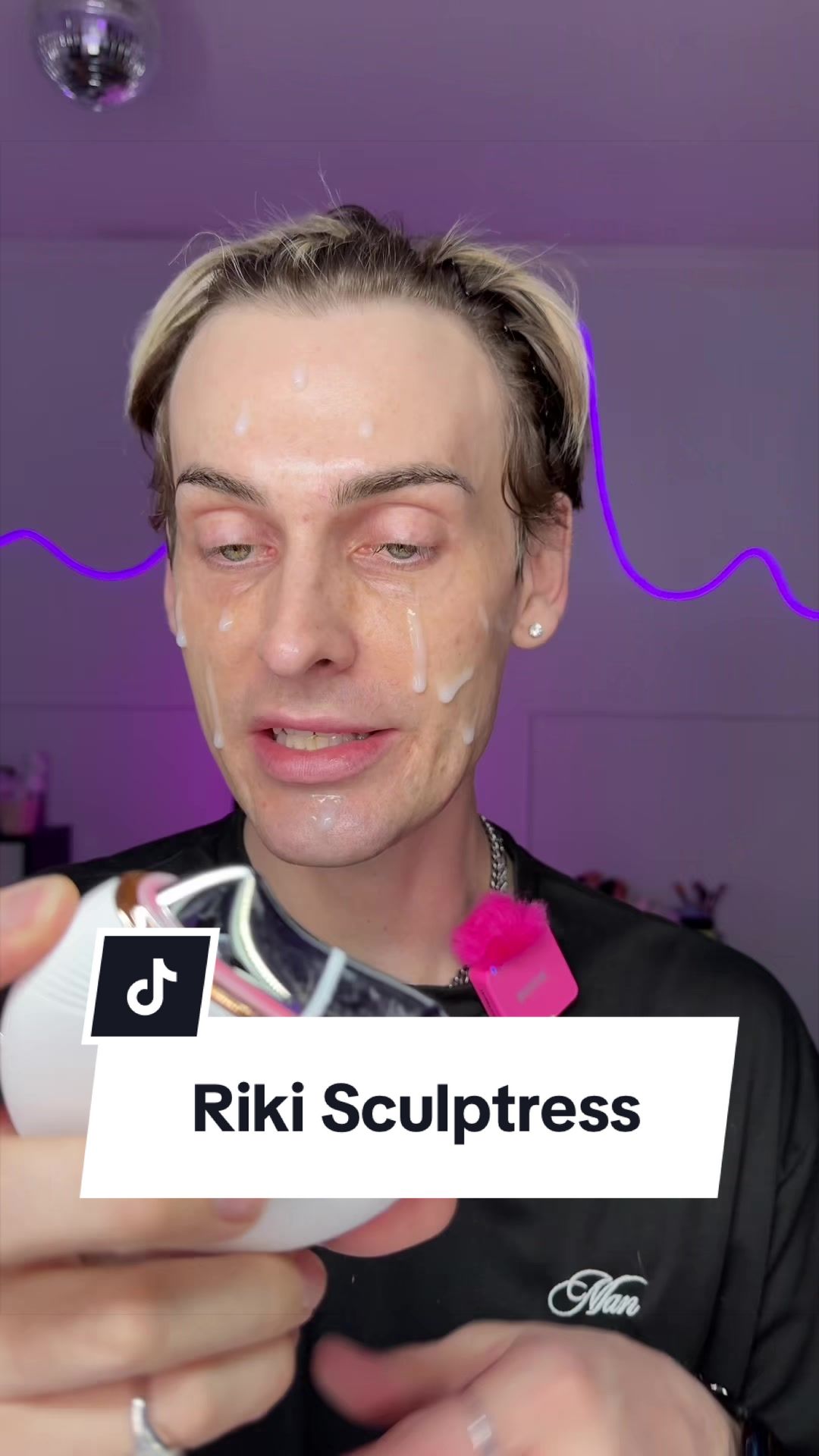 TikTok post by @willbeautyhair for RIKI LOVES RIKI. Caption reads: [...] gua sha to the next level with....