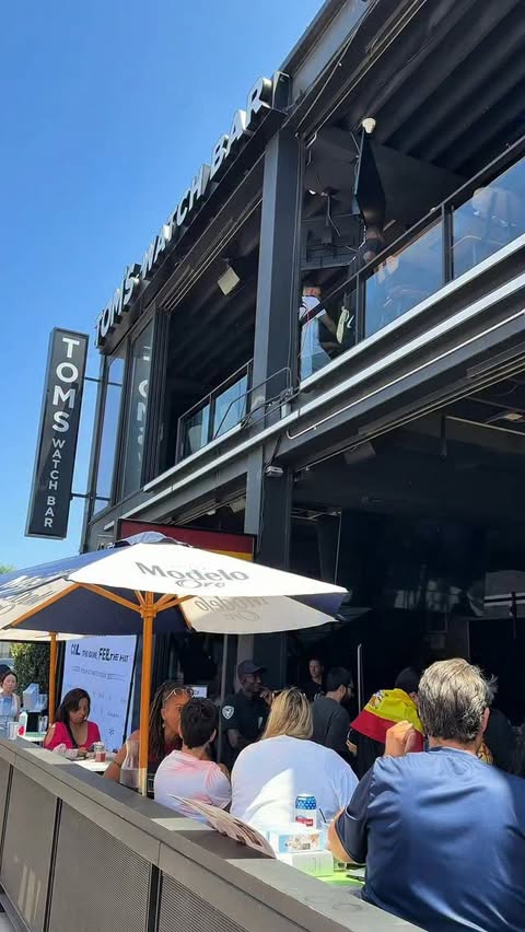 Instagram post by @lizzyandfamilyy for JisuLife. Caption reads: [...] match at @toms_inglewood bar with....