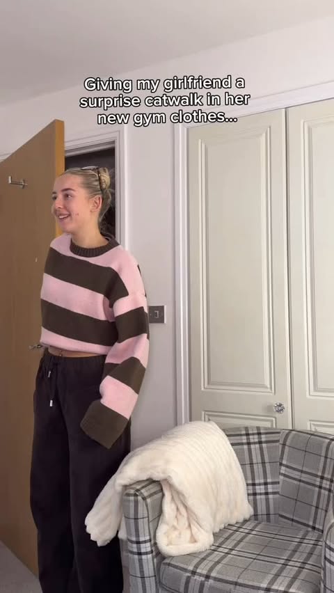 Instagram post by @gracewaites_ for Halara. Caption reads: [...] or GR89 for 15% off on orders over £89....