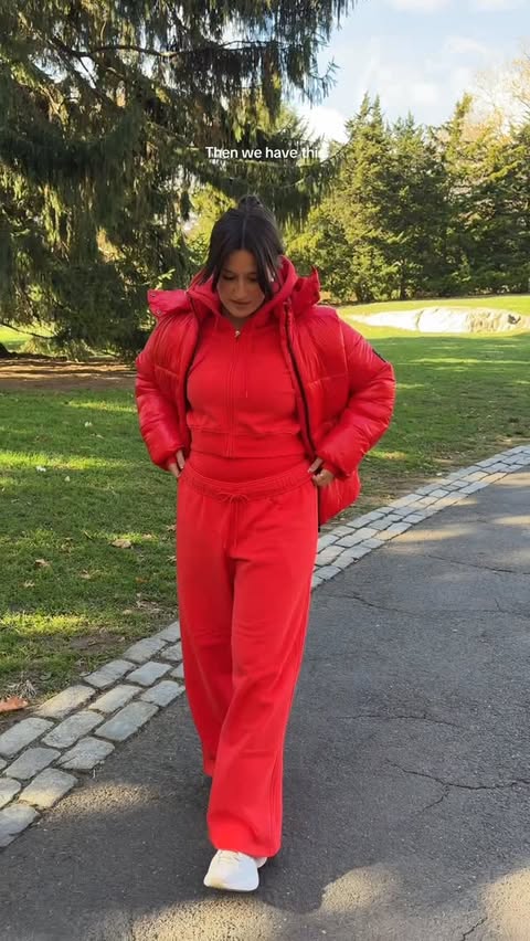 Instagram post by @hopeannwilliams for Athleta. Caption reads: cold weather is here, catch me in my @athleta sets....