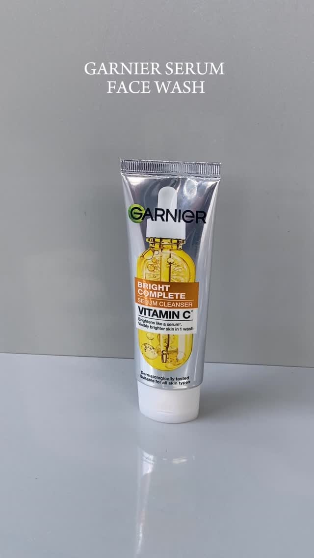 Instagram post by @beautyenzo._ for Smytten. Caption reads: BRIGHTER SKIN IN ONE WASH💗

#GarnierSerumWash....