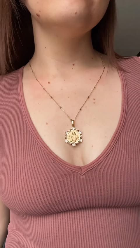 Instagram post by @mamaruppert for Vidawheel Jewelry. Caption reads: Honoring the true love I know I deserve through my....