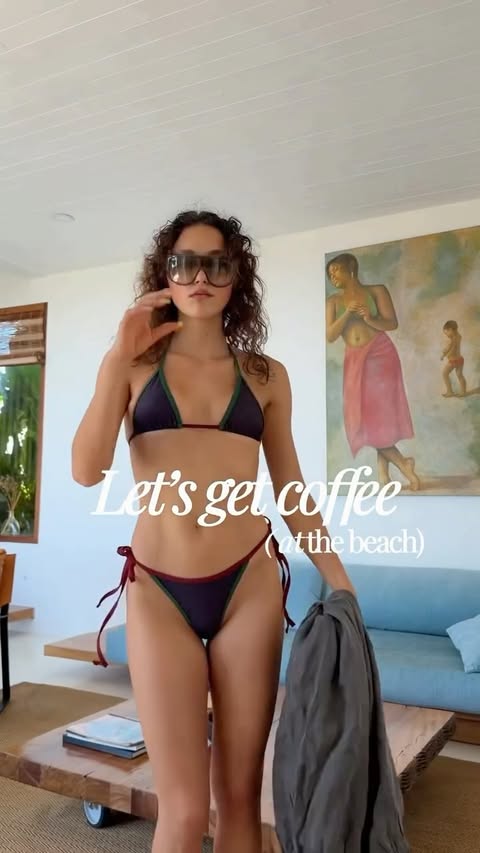 Instagram post by @pasdepseudocool for Jimmy Fairly. Caption reads: Let’s get coffeeeee for the beach * contient des....