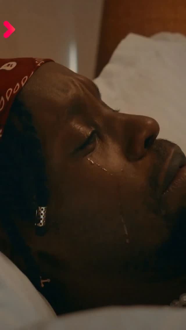 Instagram post by @hskeli for Showmax. Caption reads: Richie thought he could handle it but it came with....