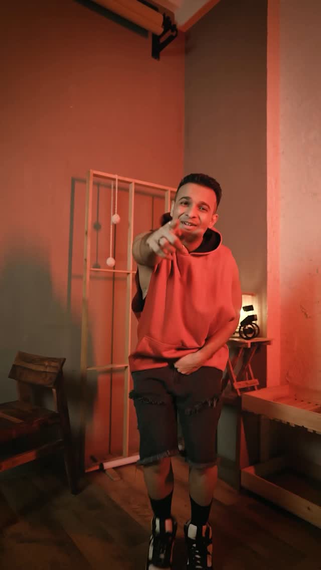 Instagram post by @ratherberohan for Bingo! Snacks. Caption reads: The Jinjja Hookstep Challenge is here and it’s....