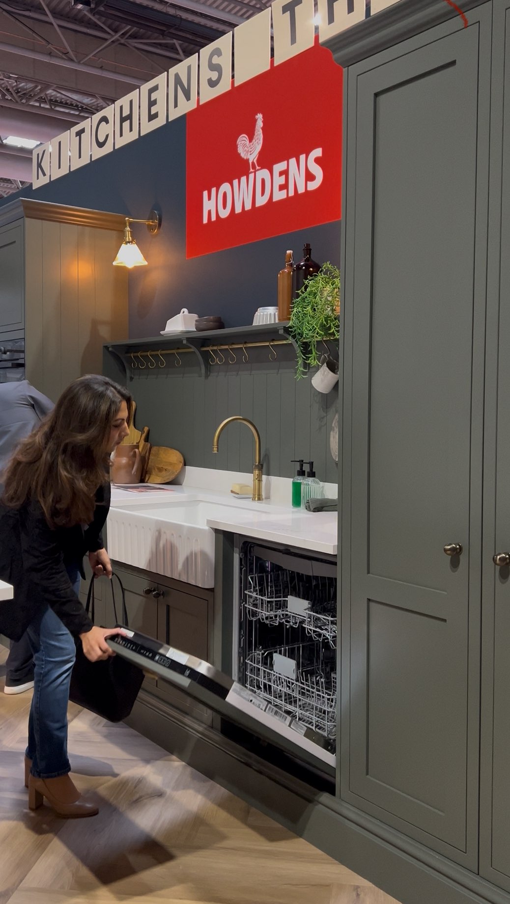 Instagram post by @houseof_db for Howdens. Caption reads: AD | Good morning IG, 

It’s so lovely to be....