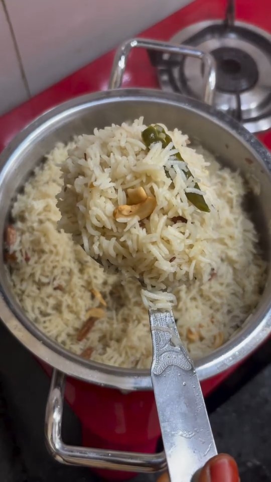 Instagram post by @allinonemadhavi for The Indus Valley. Caption reads: Ghee rice చేసాను..👩‍🍳😋😊
Cookware from....