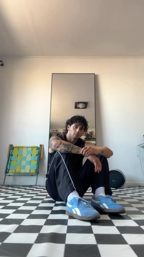 Instagram post by @matita.cl for Reebok. Caption reads: [...] su máxima expresión junto a @reebokchile....