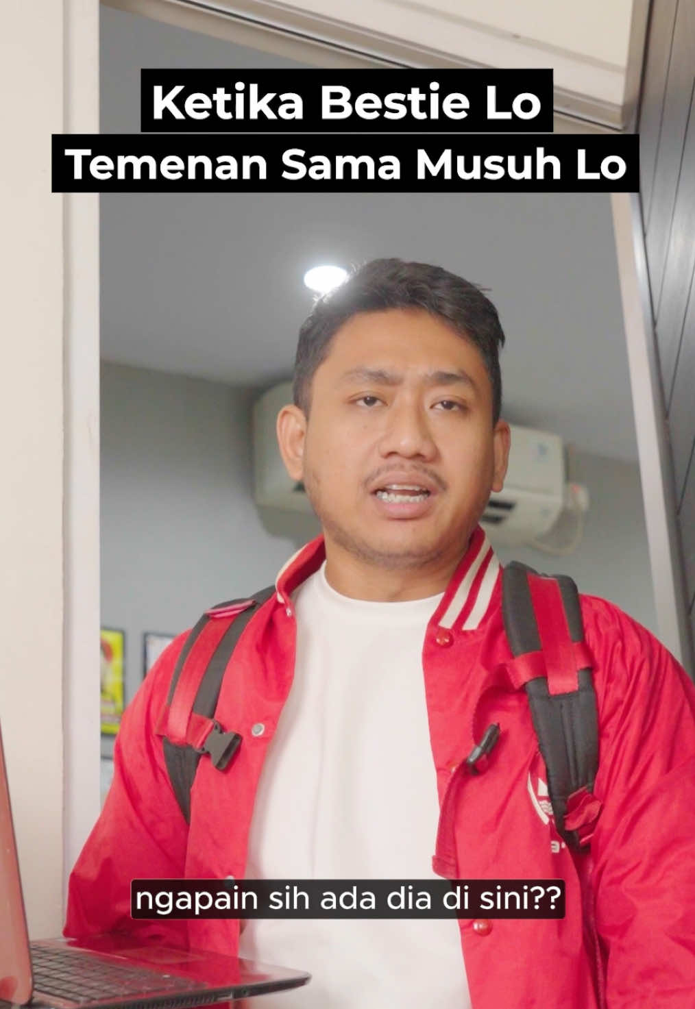 TikTok post by @faizsadad for RITZ Crackers. Caption reads: Emang dilema bgt nih kalau posisinya begini. Mau....