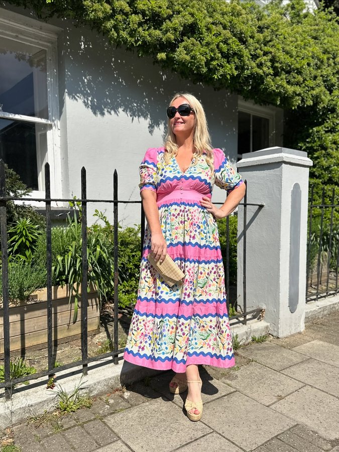 Instagram post by an influencer for Hope & Ivy. Caption reads: [...] stories! I wore my favourite @hopeivylondon....