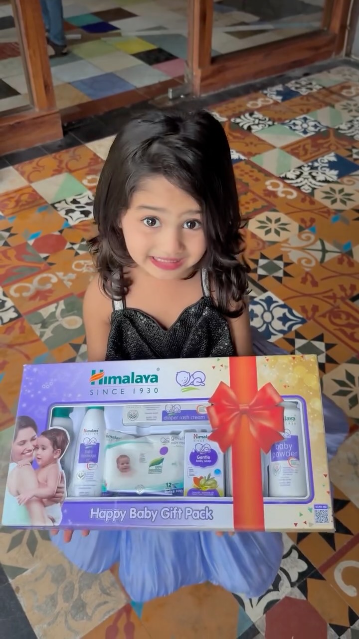 Instagram post by @shivanyaa_borade for Himalaya Babycare. Caption reads: 😝मामा ने 1 वर्षाच्या शिवार्य ला हे अस gift आणलय....