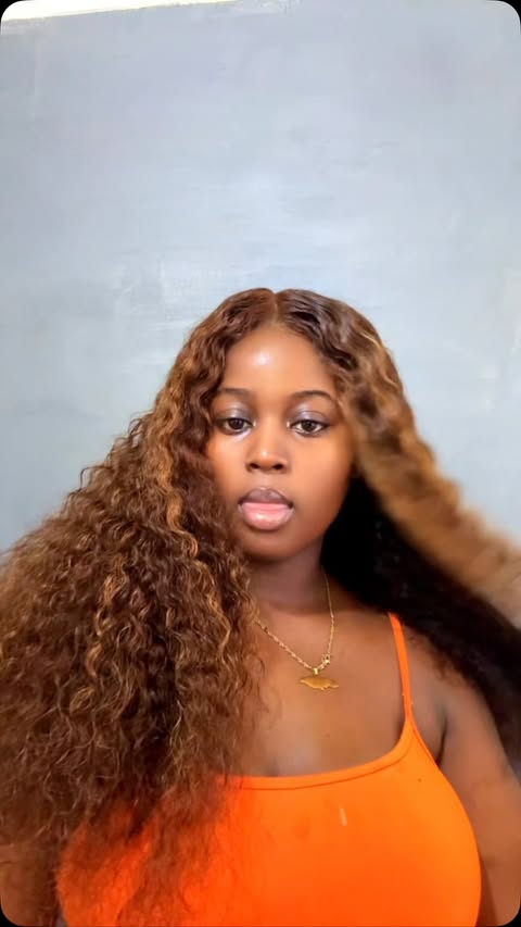 Instagram post by @auraleigh_world for Luvme Hair. Caption reads: [...] code Kaux28 for 28% off. 💜 From @Luvmehair....
