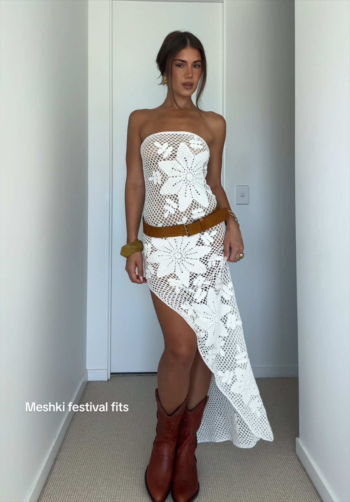 TikTok post by @dekotathompson for Meshki. Caption reads: @Meshki festival fits #ad.