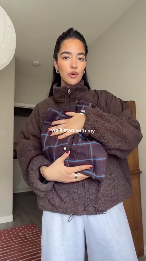 Instagram post by @anggjimenez for Aerie. Caption reads: cool girls shop at @aerie! 💌 all pieces linked in....