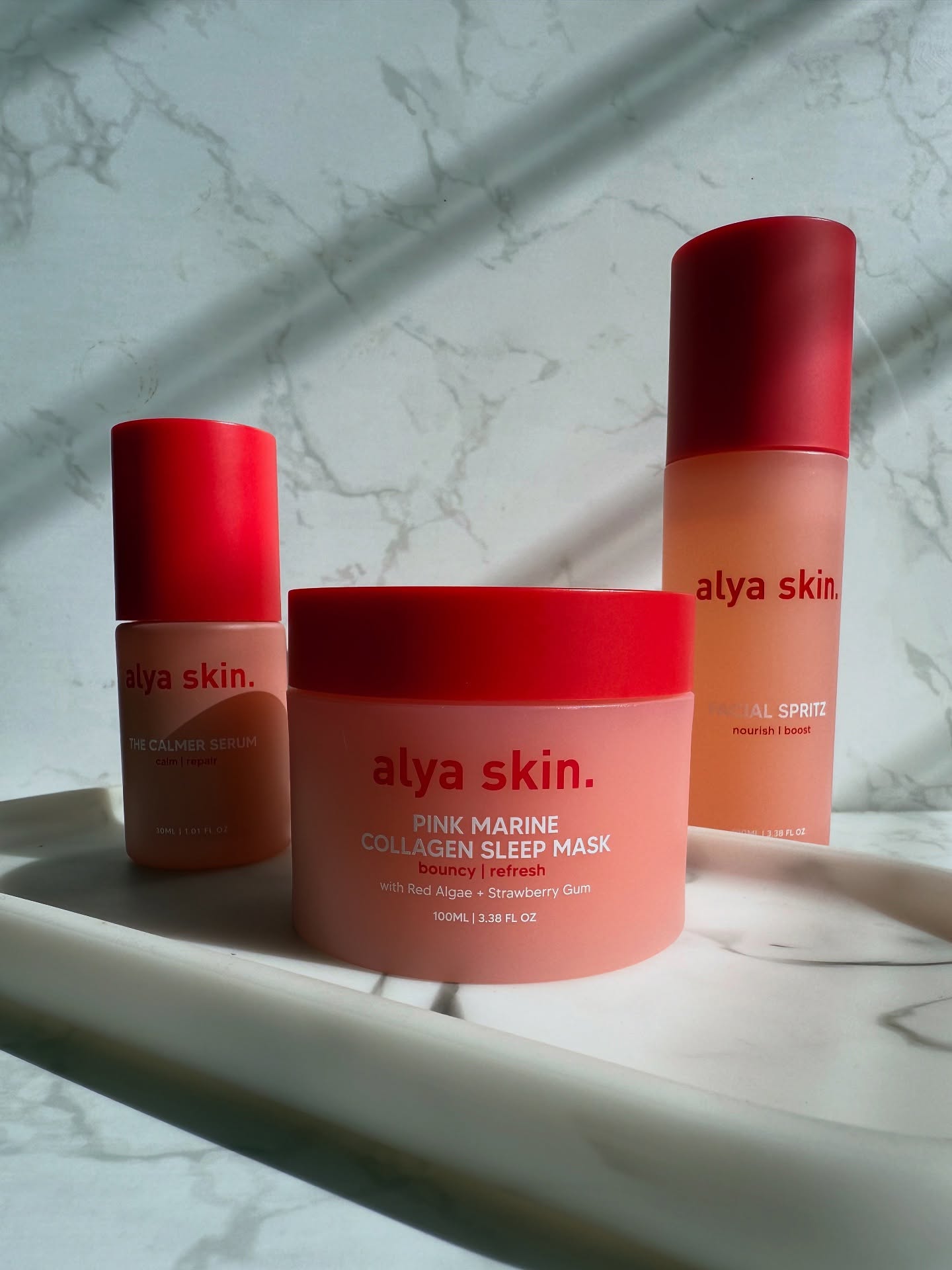Instagram post by @minique_beauty for Alya Skin. Caption reads: ✨ New from @alyaskinaus has joined my collection!....