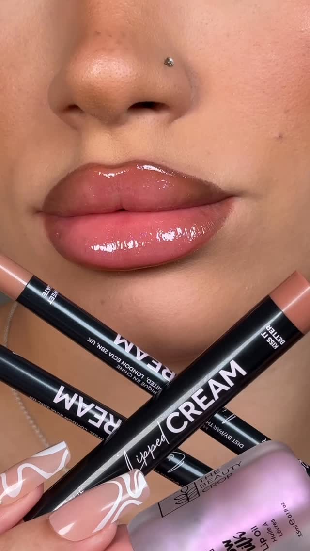 Instagram post by @hannahmsophia for The Beauty Crop. Caption reads: jordan lipscombe x the beauty crop lip kit 🤎
this....