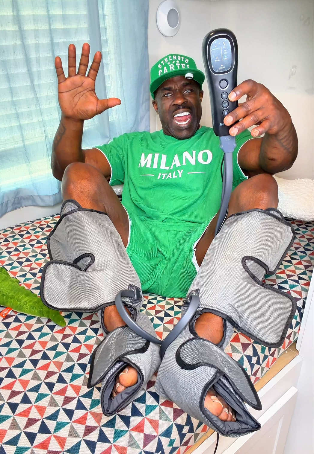 TikTok post by @realkalimuscle for Nekteck. Caption reads: [...] ✅ BETTER CIRCULATION ✅ MASSAGE COMFORT....