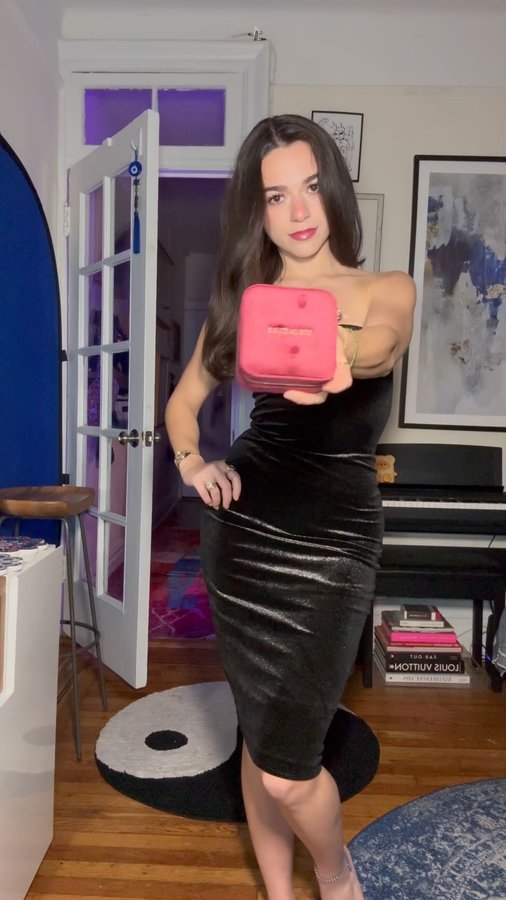 Instagram post by @allypisacane for SIF JAKOBS JEWELLERY. Caption reads: The last hurrah ⭐️ @sifjakobsjewellery 

• 198/365....