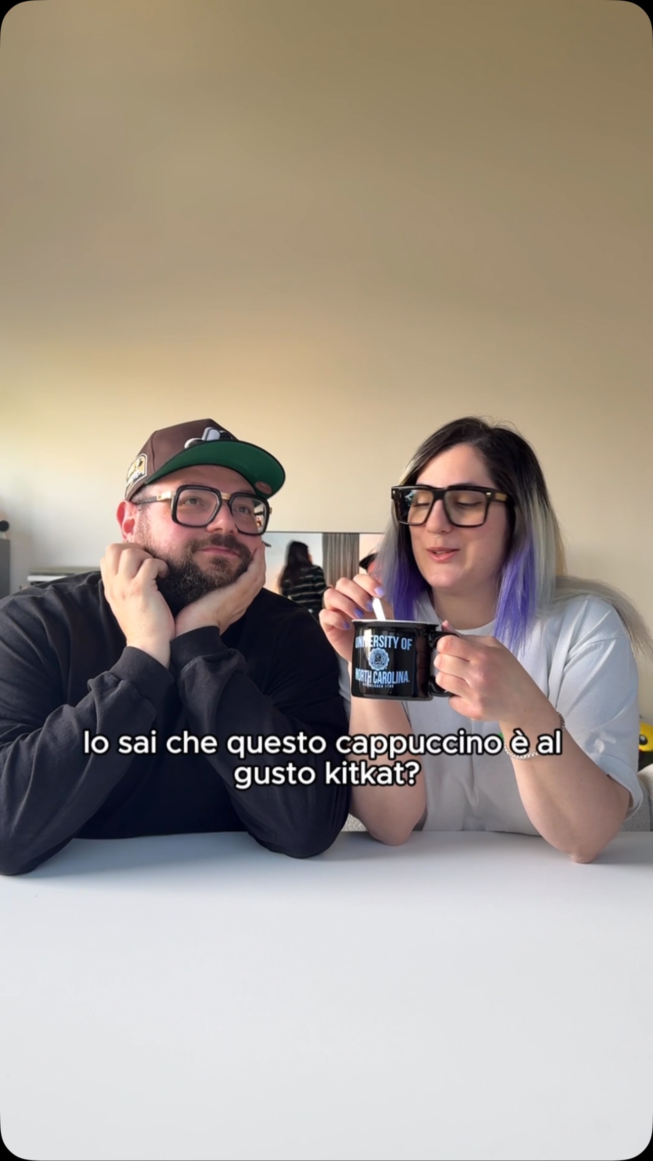 Instagram post by @mochohf for KitKat. Caption reads: Oggi assaggiamo il nuovo Nescafé KitKat Mocha,....