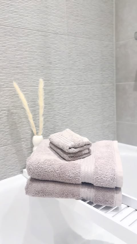 Instagram post by @insidenumber08 for Hampton and Astley. Caption reads: Experience pure luxury with the 650GSM Egyptian....