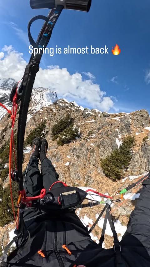 Instagram post by @aarondurogati for SALEWA. Caption reads: [...] 🪂Xenon 🏔 #Paragliding 🎯 @salewa @redbull....