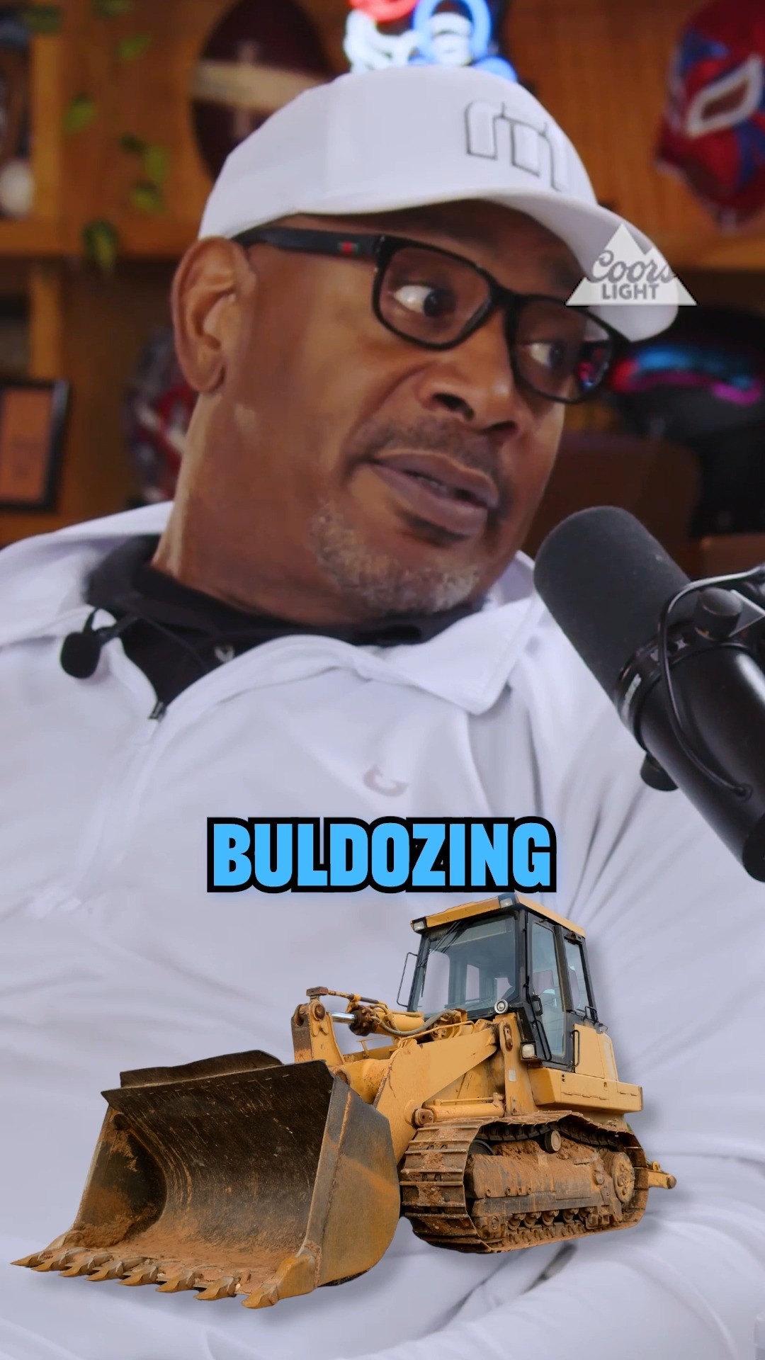 Instagram post by @coreydillon28 for Coors Light. Caption reads: Tailbacks 🤝 Fullbacks

Crack open an ice cold....