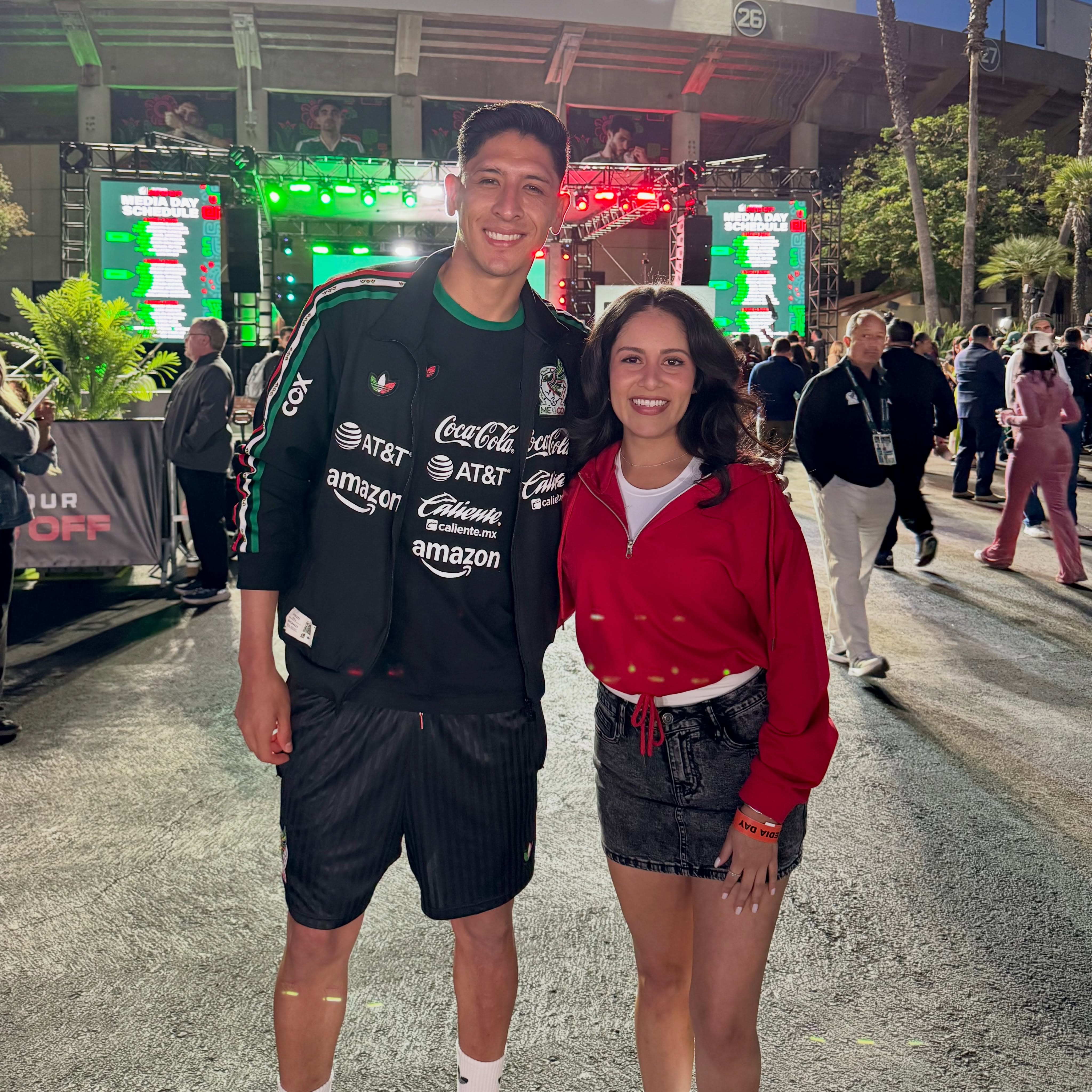 Instagram post by @soysamaraperez for Keurig. Caption reads: [...] for @miseleccionmx’s send off. Gracias....