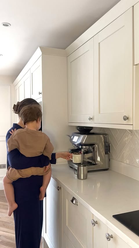 Instagram post by @torixgaynor for Kleenex. Caption reads: [...] toddlers is not for the faint hearted😅....