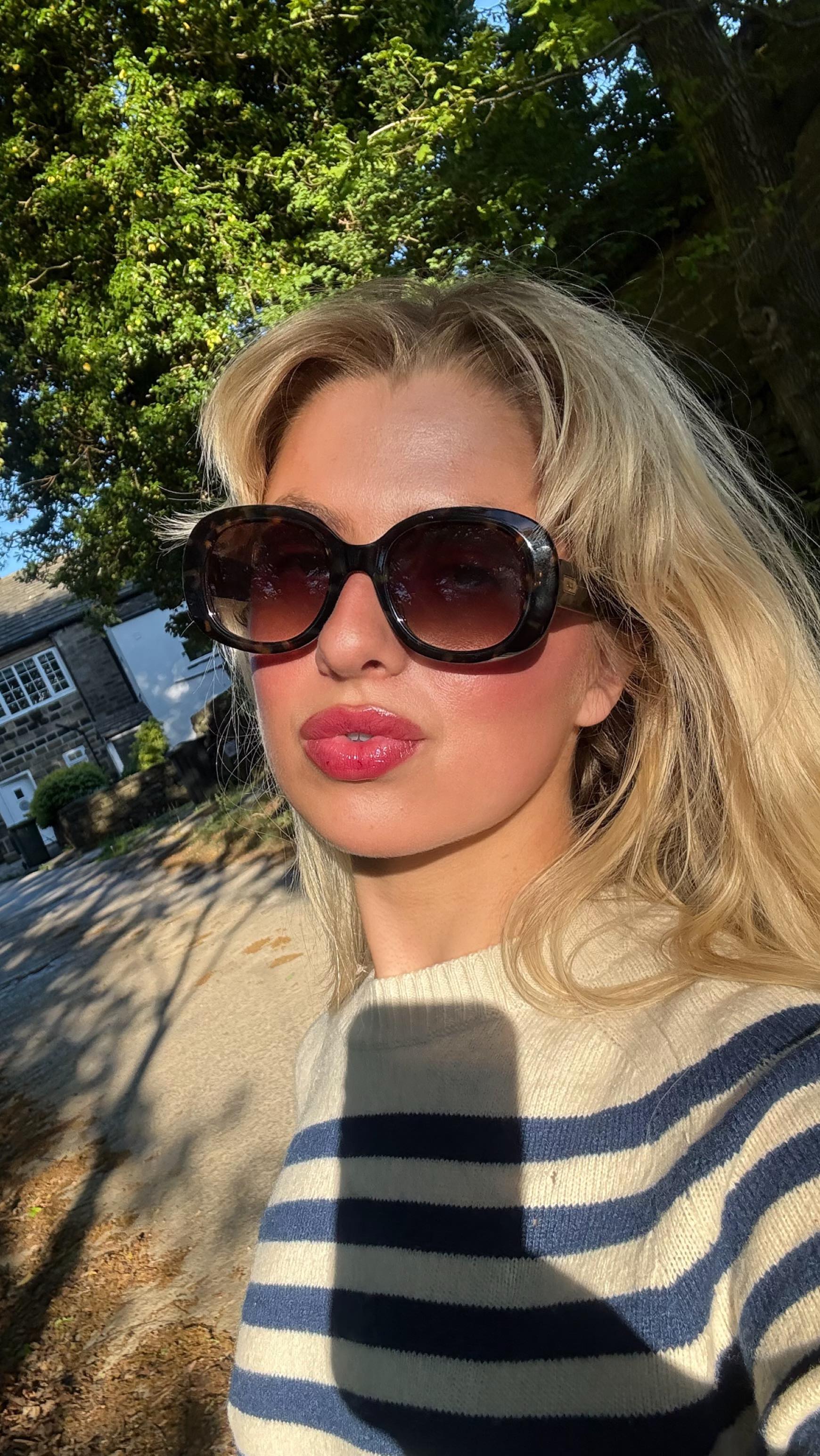 Instagram post by @gallagher_anais for QUAY. Caption reads: Dark lenses all the way @quayaustralia has the....