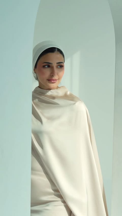 Instagram post by @haneenalsaify for Acqua di Parma. Caption reads: [...] time, delicate, warm, unforgettable.....