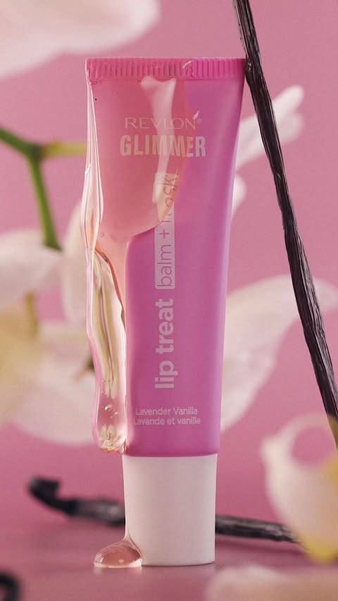 Instagram post by @olgadann for Revlon. Caption reads: juicy, hydrated lips ✨
⠀⠀
content created for....