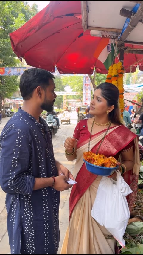 Instagram post by @aarti_jalgaonkar for Joy Personal Care. Caption reads: Bappachi tayari 😍🌺 @joy_beautifulbynature . . .....