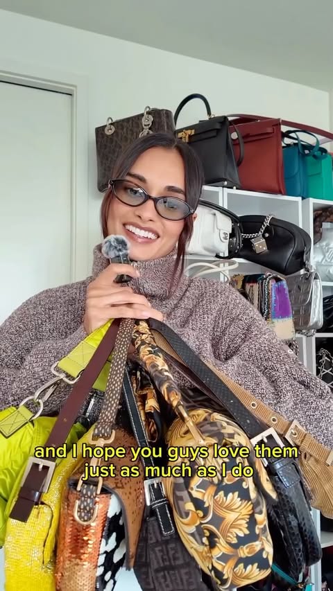 Instagram post by @giizeleoliveira for Fendi. Caption reads: My little @fendi baguette collection 🤎

#fendibag....