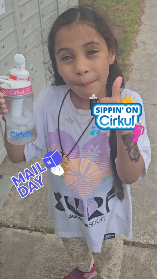 Instagram post by @michaiahtx for Cirkul. Caption reads: I love mail day @drinkcirkul 

Gotta love running....