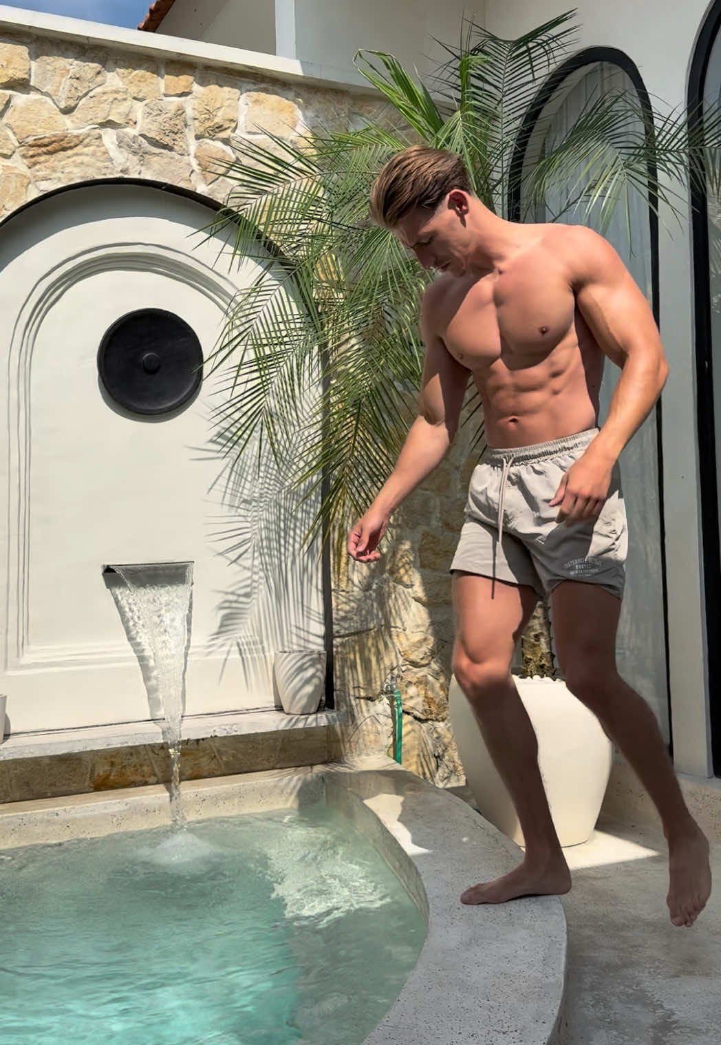 TikTok post by @jsdaan for XXL Nutrition. Caption reads: [...] mornings, salty afternoons ☀️🏝️ @XXL....