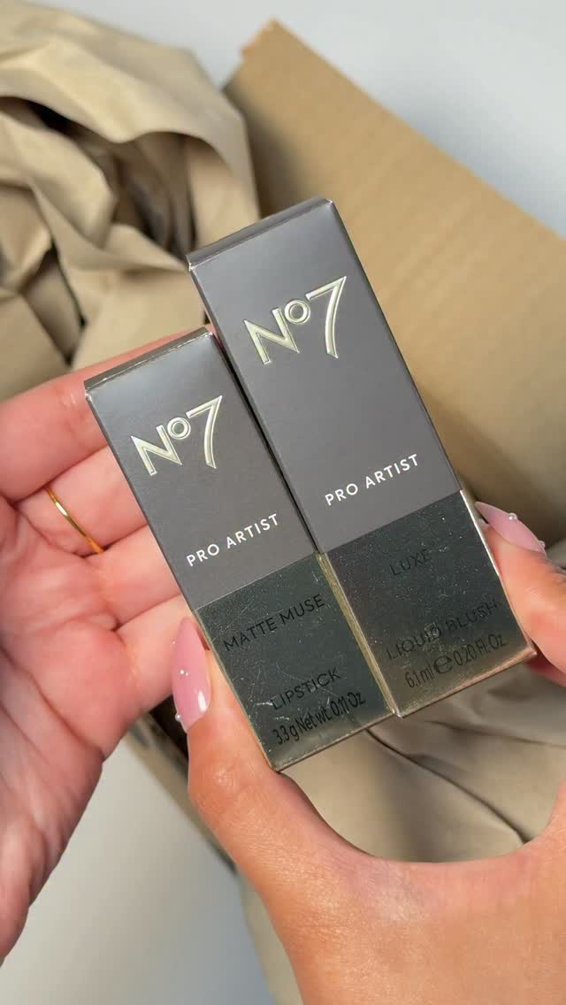 Instagram post by @blushandbloomskin for No7. Caption reads: Unboxing my latest goodies from @no7uk 💕✨ So....