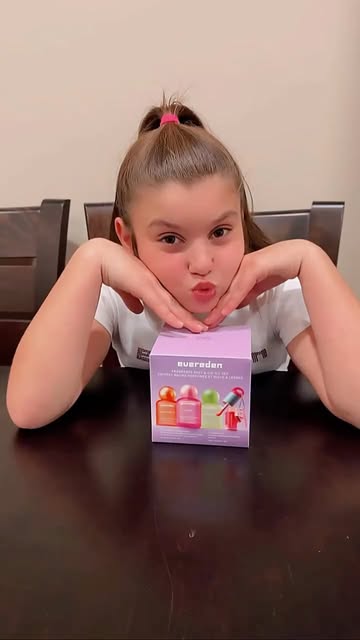 Instagram post by @frankiedancesinstyle for Evereden. Caption reads: Second PR box from @everedenbrand and I’m obsessed....