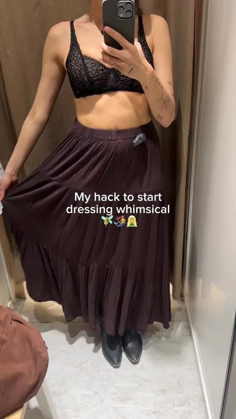 Instagram post by @oliviacg for Stradivarius. Caption reads: [...] whimsical?🧚‍♂️ Full outfit from....