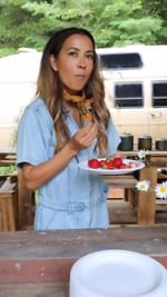 Instagram post by @annnsvan for Chinet. Caption reads: I’m excited to showcase my partnership....