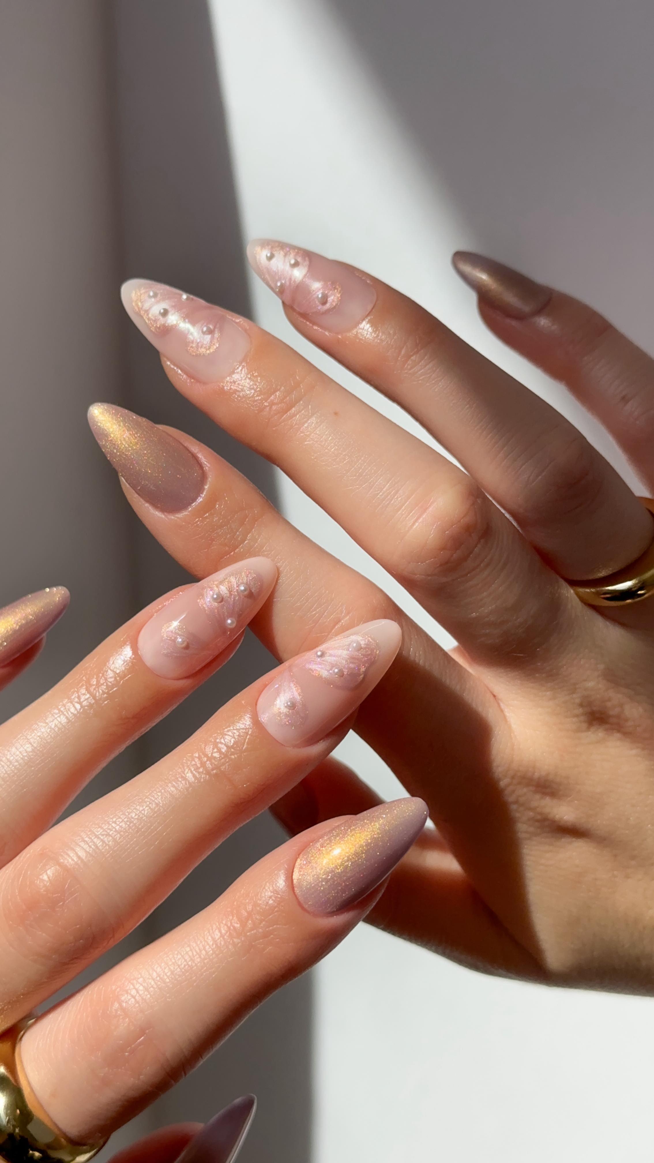 Instagram post by @disseynails for Apres Nail. Caption reads: [...] your evolution with the new....