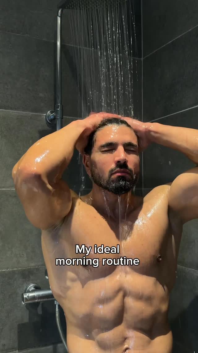 Instagram post by @lalou_sitayeb for MyProtein. Caption reads: [...] discounts with my code « LALOU » on....