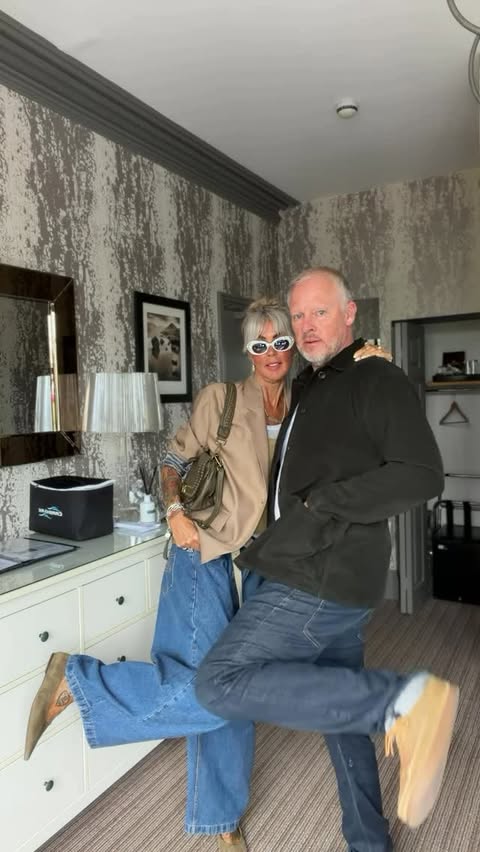 Instagram post by @astridiwantyouinmylife for Vivienne Westwood. Caption reads: [...] Bag @scottsamuel.co.uk * Sunnies....