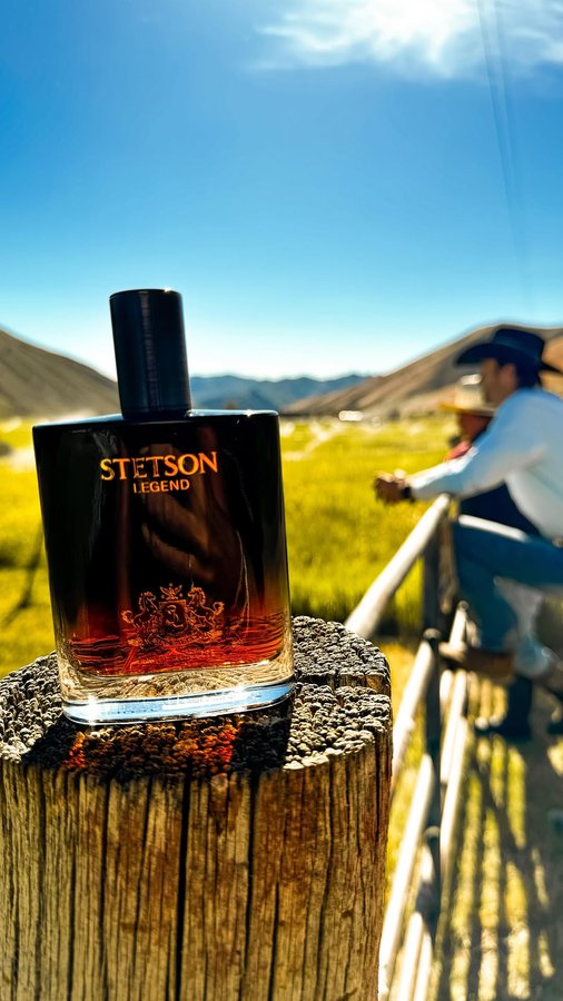 Instagram post by @jessemspenceee for Stetson. Caption reads: [...] in my life with the special scent of Stetson....