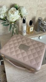 Instagram post by @penelopechloe for Beautifect. Caption reads: my Beautifect Box has truly been a game-changer in....