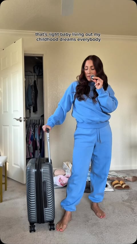 Instagram post by @heatherdemers for American Tourister. Caption reads: [...] I’ll send you the 🔗! You can shop American....