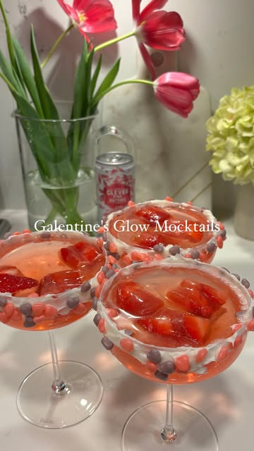 Instagram post by @harris.ashley for Clever Mocktails. Caption reads: [...] made with Clever Pink G&Tonic from....